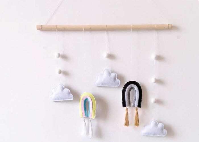 Simple Type Felt Fabric Crafts Wooden Support Hanging Decoration Pendent