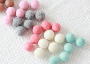 Environmental Friendly Wool Felt Balls Perfect For Garland / Necklaces / Earrings