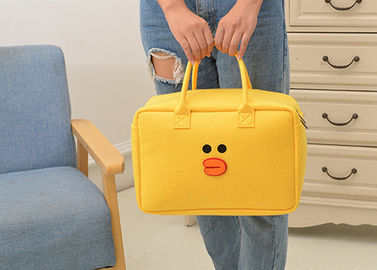 Korean Cartoon Duck Design 0.3cm Felt Makeup Bag