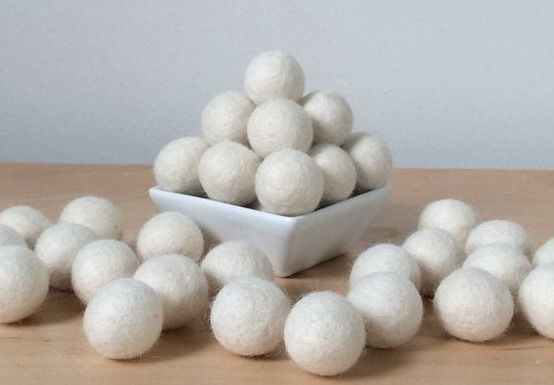 Eco Friendly Diy 1.5cm Felt Wool Balls , Wool Felt Pom Poms