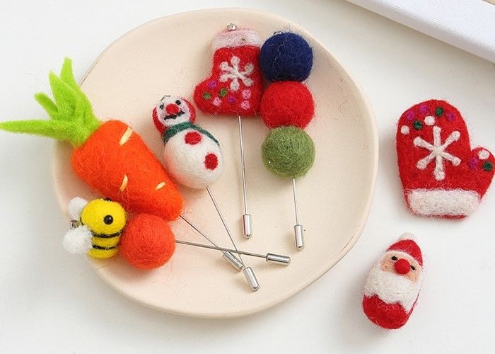 Environmental Friendly Wool Felt Balls Snowman Santa Carrot Pattern