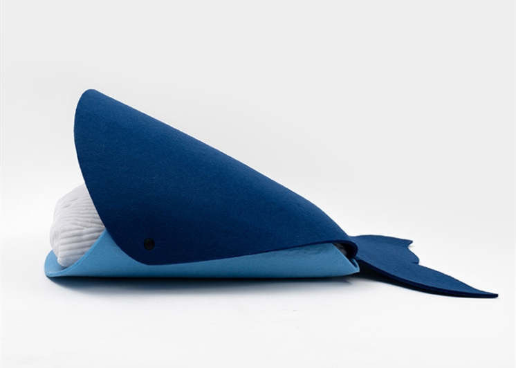 Handwash Folding Blue Shark Stocked Felt Cat Bed